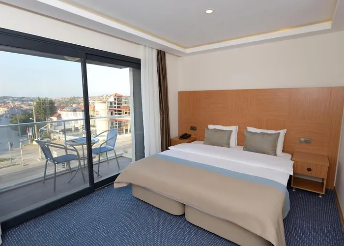 Saatli Hotel Çeşme