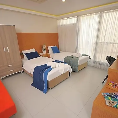 Saatli * Çeşme